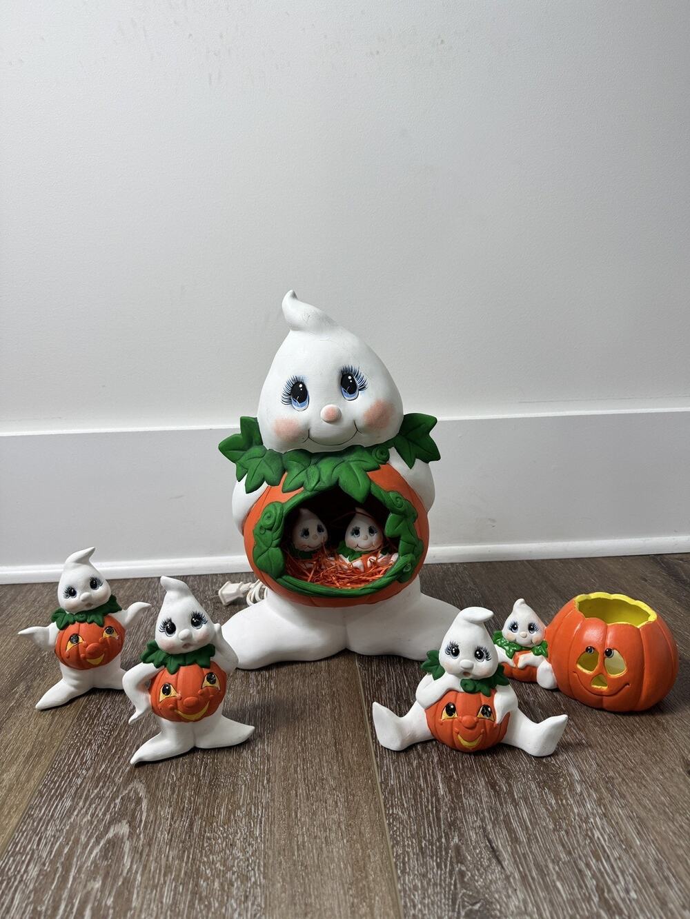 Vintage Halloween Ceramic Jack-o-Lantern Ghost Pumpkin Set Lights Up